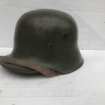 Casque Stahlhelm Mdle 1916 et jugulaire cuir 