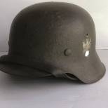 Heer casque Mdle 1942 un insigne et jugulaire 