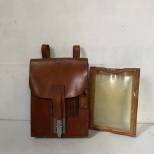 WH Porte cartes Mdle 1935 cuir marron et liseuse 