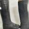 Paire de bottes officier cuir noir et embouchoirs 